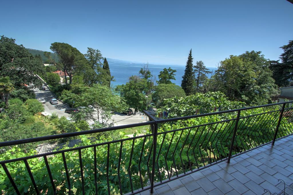 Apartman Lena Opatija Exterior photo
